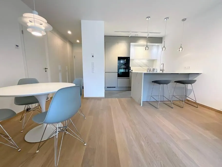 Kirchberg Apartment - High End 1 Bedroom Apartment With Terrace & Parking Luxembourg
