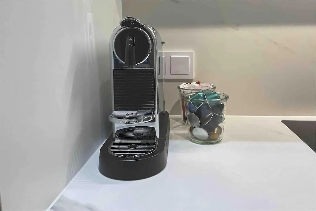 Kirchberg Apartment - High End 1 Bedroom Apartment With Terrace & Parking Luxembourg 0*,  Luxembourg