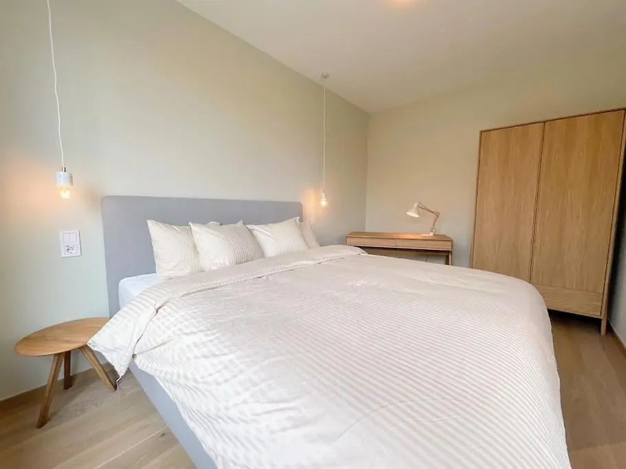 Kirchberg Apartment - High End 1 Bedroom Apartment With Terrace & Parking Luxembourg