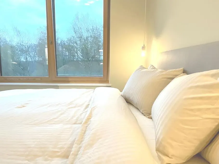 Kirchberg Apartment - High End 1 Bedroom Apartment With Terrace & Parking Luxembourg